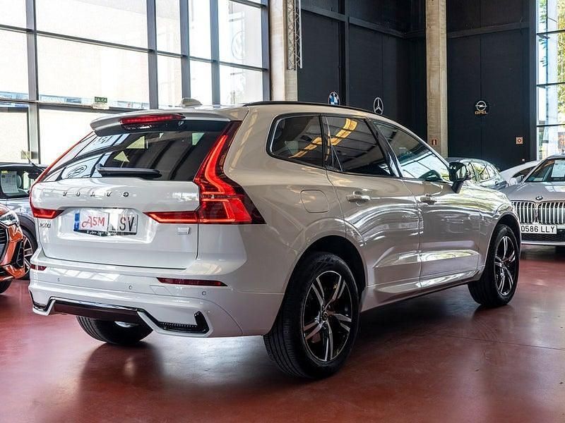 Usado Volvo XC60 R-Design 340 CV (250 kW) 2021 Blanco SUV