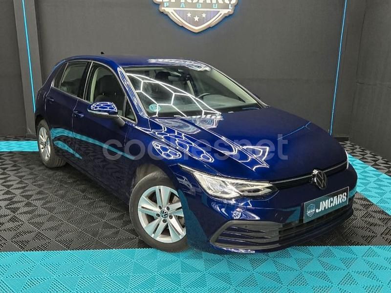 Usado VW Golf VIII 115 CV (84 kW) 2021 Azul Berlina