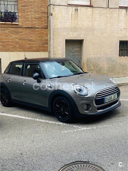 Usado Mini Cooper D 116 CV (85 kW) 2017 Gris / plata Utilitario