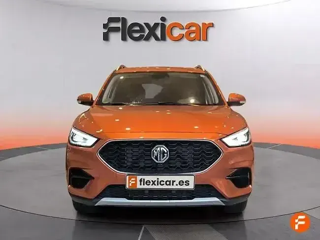 Usado MG ZS Luxury 111 CV (81 kW) 2023 Naranja SUV