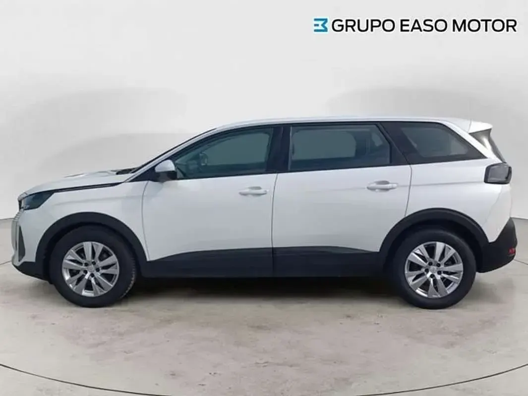 Usado Peugeot 5008 Style 131 CV (96 kW) 2021 Blanco SUV