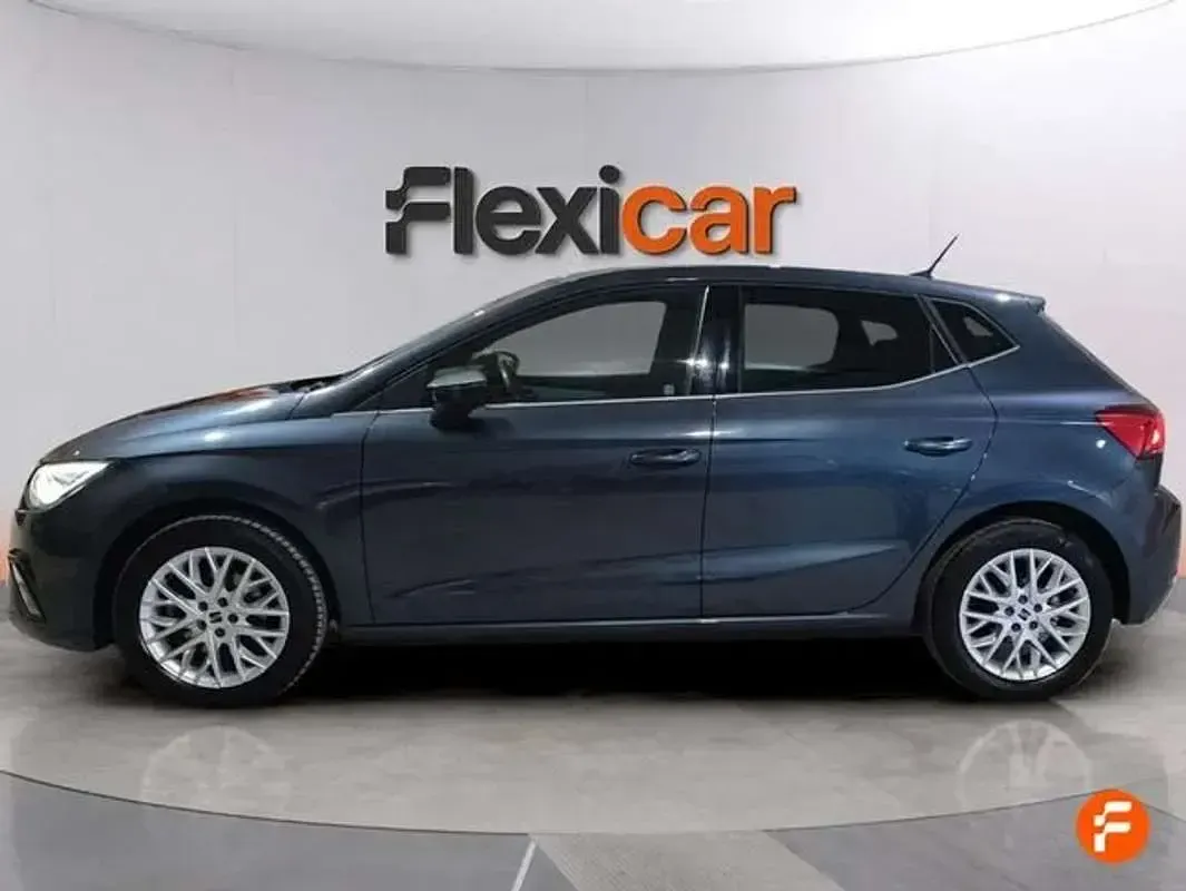 Usado Seat Ibiza XCELLENCE 116 CV (85 kW) 2024 Gris Utilitario