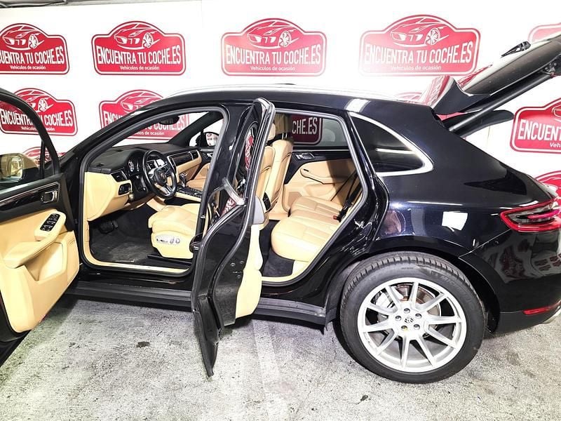 Käytetty Porsche Macan S 354 HP (260 kW) 2018 Musta Katumaasturi