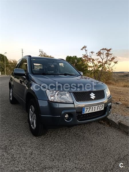 Gris / plata Usado 2006 Suzuki Grand Vitara SUV | 6250 € (Buen precio) - Imagen 1/4