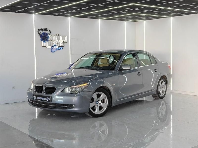 Usado BMW 520 163 CV (119 kW) 2007 Gris / plata Berlina
