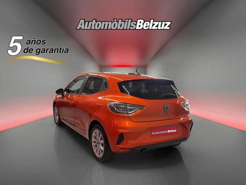 Usado Renault Clio V Evolution 91 CV (66 kW) 2024 Naranja Utilitario