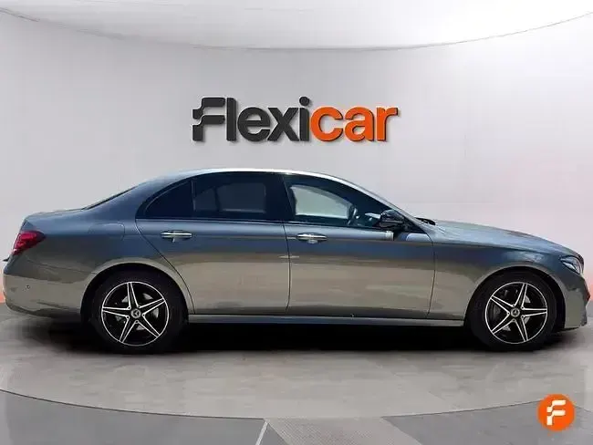 Usado Mercedes E200 150 CV (110 kW) 2019 Gris Berlina