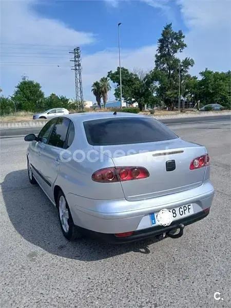Usado Seat Cordoba Reference 80 CV (58 kW) 2009 Blanco Berlina