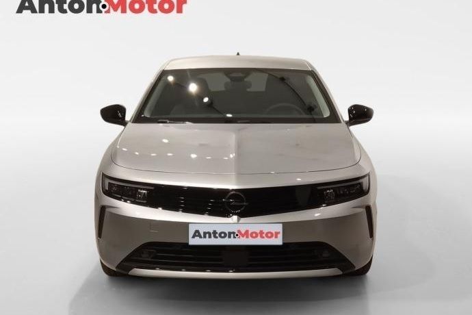 Usado Opel Astra Edition 110 CV (80 kW) 2024