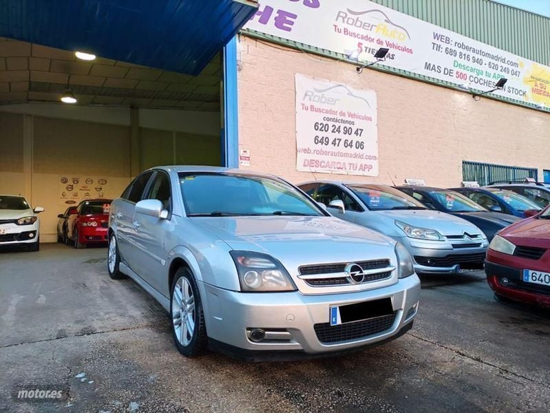 Usado Opel Vectra GTS 2003 Gris Berlina