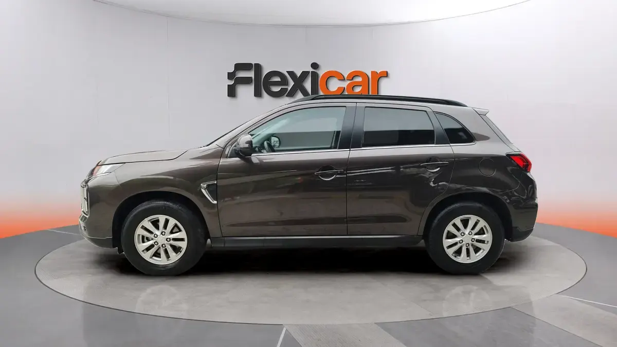 Usado Mitsubishi ASX Spirit 150 CV (110 kW) 2020 Marrón SUV