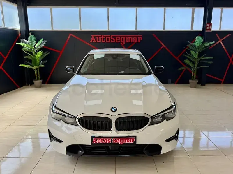 Usado BMW 320 Comfort Edition 190 CV (139 kW) 2019 Blanco Berlina