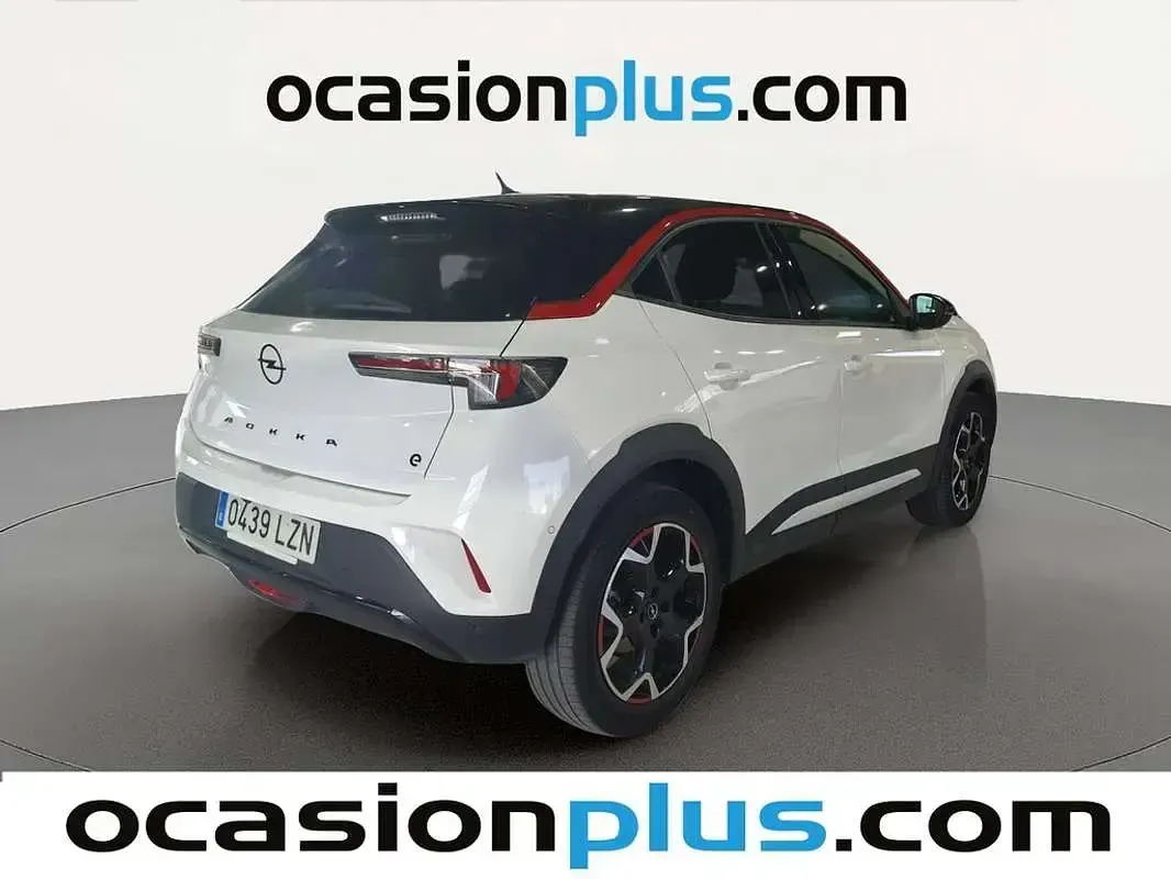 Usado Opel Mokka-e GS Line 100 kW (136 CV) 2022 Blanco SUV