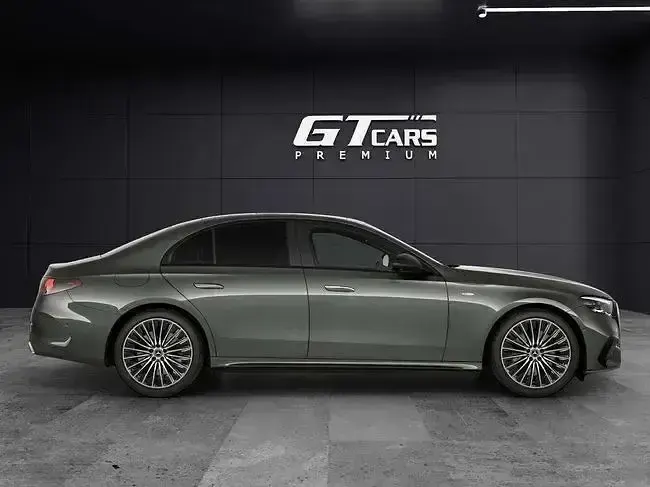 Używany Mercedes E300 AMG 313 KM (230 kW) 2025 Szary Sedan/Limuzyna