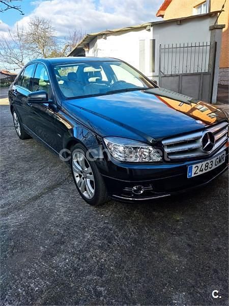 Negro Usado 2009 Mercedes C220 Avantgarde Berlina | 7000 € (Precio justo) - Imagen 1/4