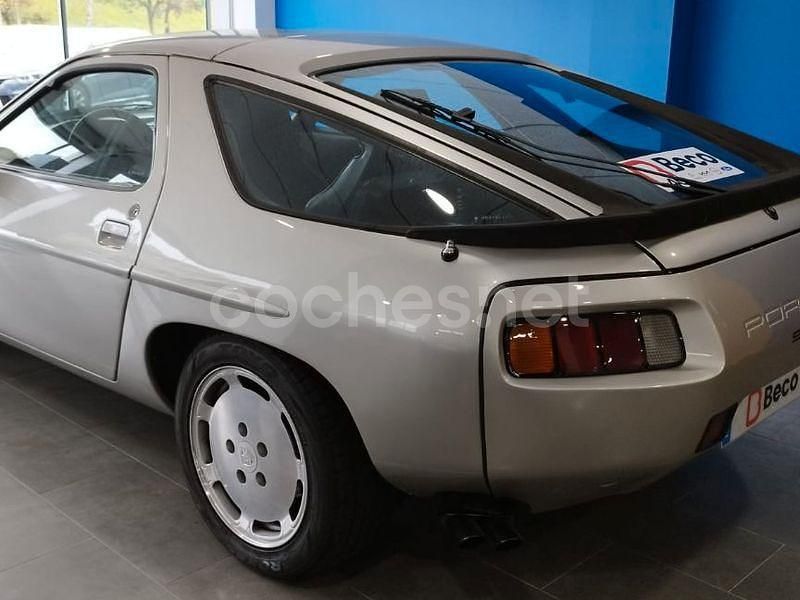 Usado Porsche 928 300 CV (220 kW) 1982 Gris / plata Coupe