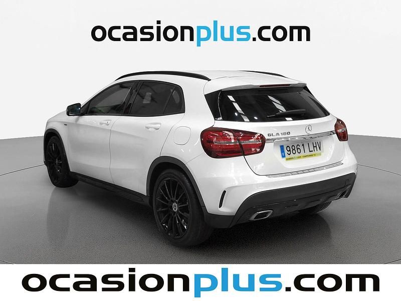 Usado Mercedes GLA180 AMG 122 CV (89 kW) 2020 Blanco SUV
