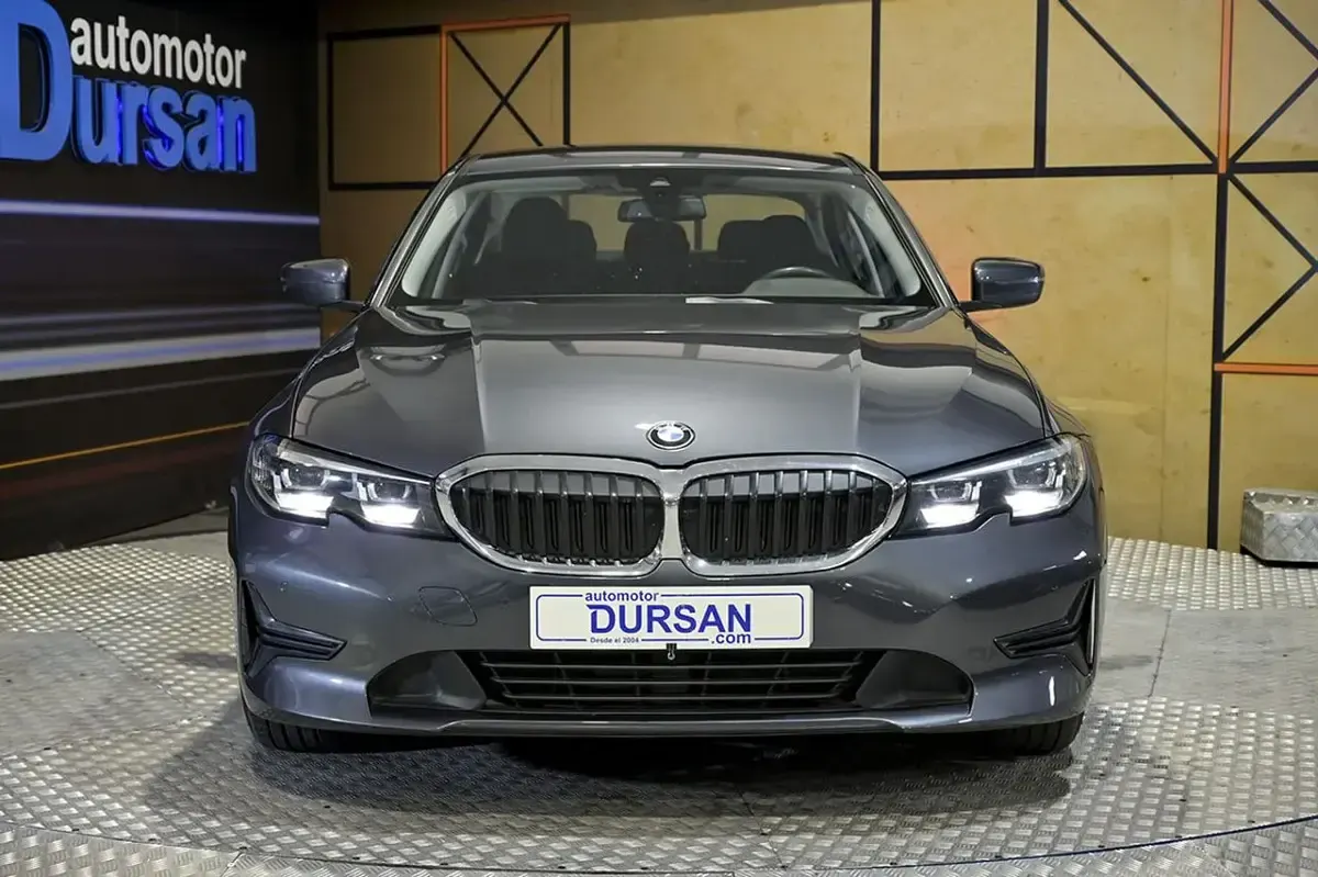 Usado BMW 320 Comfort Edition 190 CV (139 kW) 2021 Gris Berlina