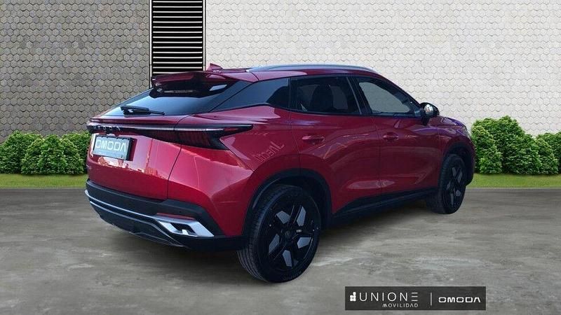 Usado Omoda 5 180 CV (132 kW) 2025 Rojo SUV