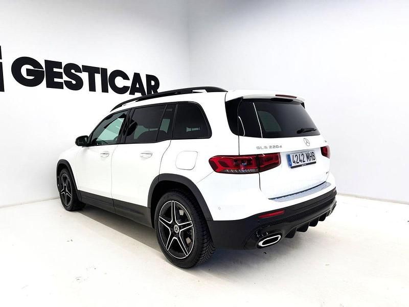 Usado Mercedes GLB220 AMG 190 CV (139 kW) 2023 Blanco SUV