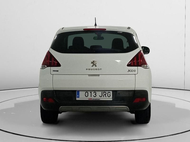Usado Peugeot 3008 Style 131 CV (96 kW) 2016 Blanco Berlina