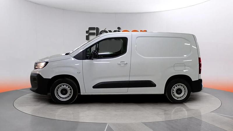 Occasion Peugeot Partner Style 100 ch (73 kW) 2024 Blanc Monospace