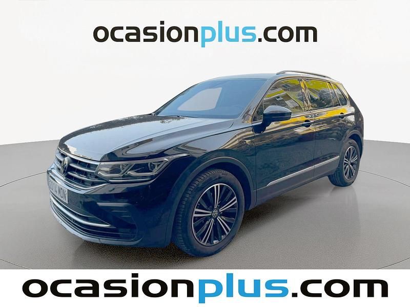 Usado VW Tiguan Life 122 CV (89 kW) 2023 Negro SUV