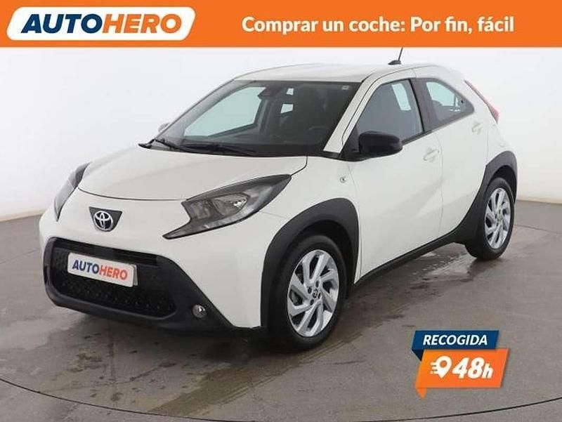 Blanco Usado 2022 Toyota Platz Play Berlina | 13.635 € - Imagen 1/3