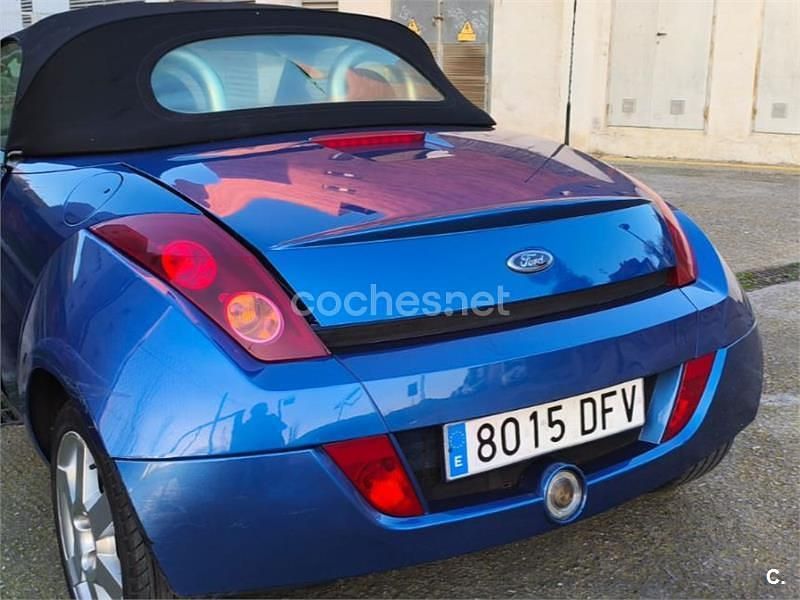 Usado Ford StreetKa 95 CV (69 kW) 2005 Azul Descapotable