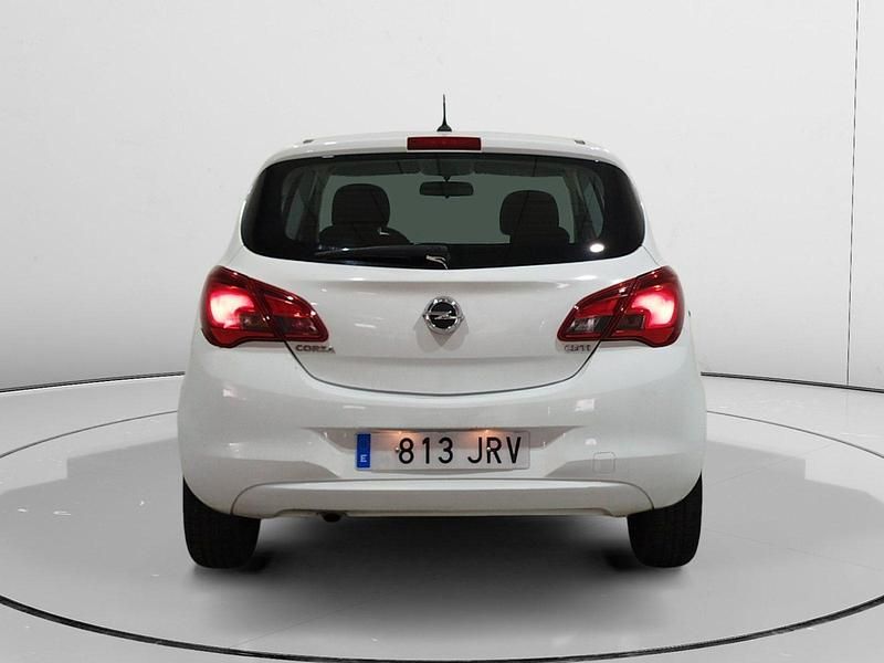 Usado Opel Corsa Expression 75 CV (55 kW) 2016 Blanco Utilitario