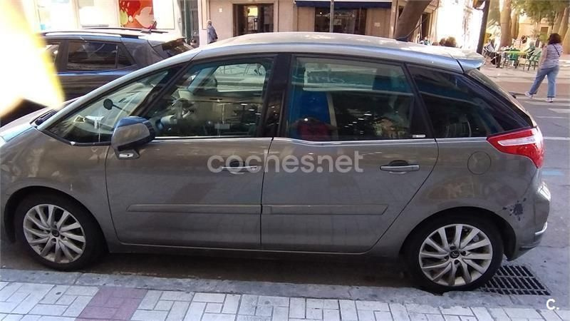 Beige Usado 2009 Citroën C4 Picasso Exclusive Monovolumen | 4700 € (Precio justo) - Imagen 1/4