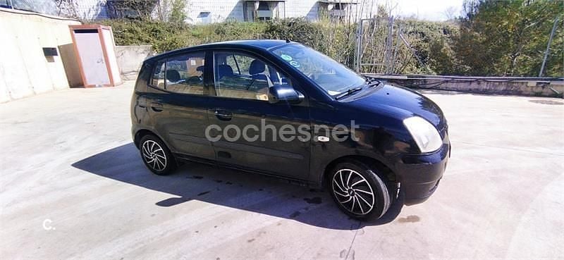 Usado Kia Picanto LX 61 CV (44 kW) 2007 Negro Utilitario