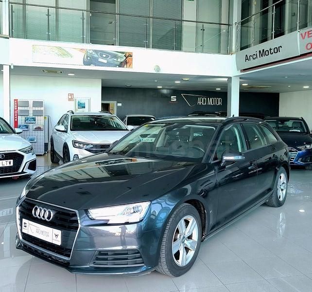 Usado Audi A4 150 CV (110 kW) 2017 Gris / plata Familiar