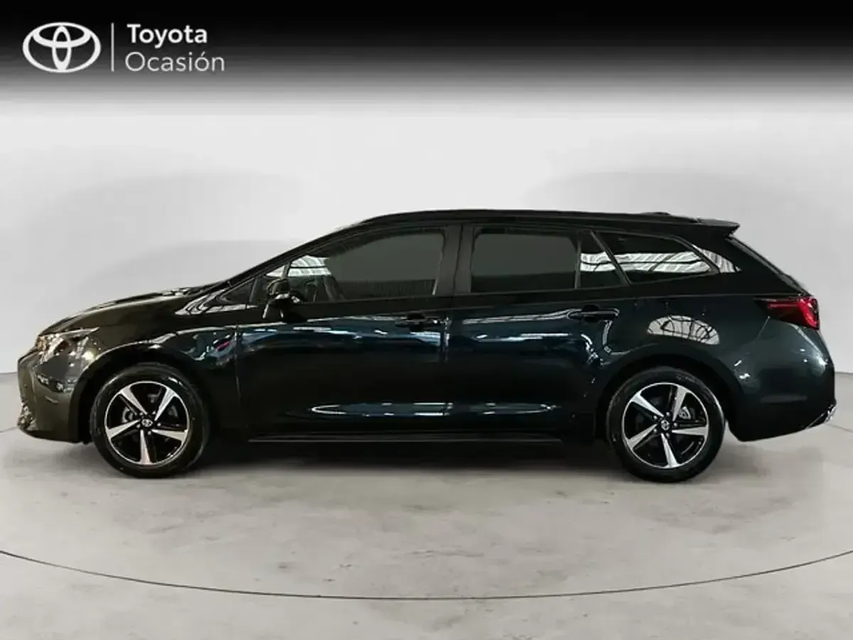Usado Toyota Corolla Active 140 CV (102 kW) 2025 Negro Familiar