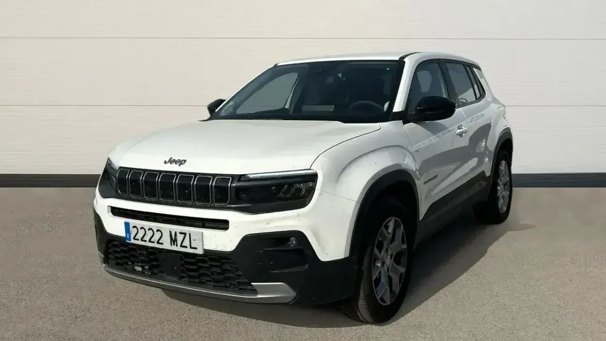 Usado Jeep Avenger Altitude 100 CV (73 kW) 2025 Blanco SUV