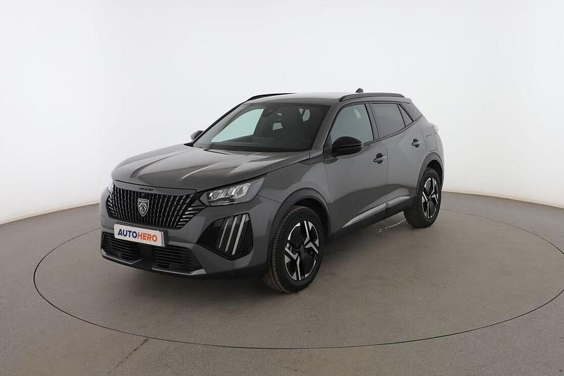 Gris Usado 2023 Peugeot 2008 Allure SUV | 21.399 € (Un poco caro) - Imagen 1/3