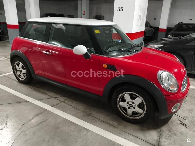 Usado Mini ONE 90 CV (66 kW) 2008 Rojo Utilitario