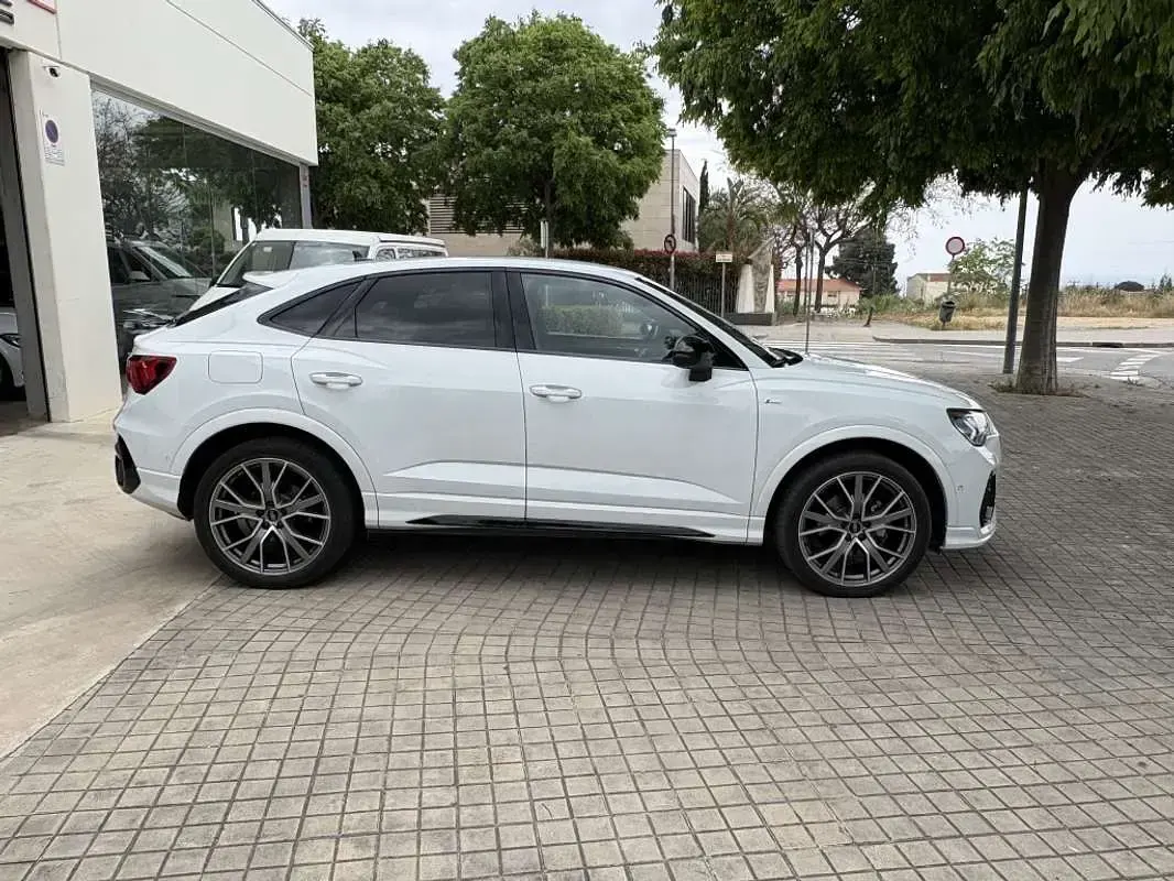 Usado Audi Q3 Sportback 150 CV (110 kW) 2024 Blanco SUV