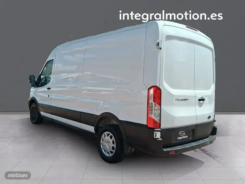 Usado Ford Transit Trend 130 CV (95 kW) 2023 Blanco Van
