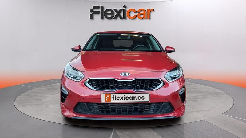 Usado Kia Ceed 101 CV (74 kW) 2020 Rojo Utilitario