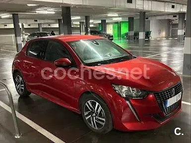 Usado Peugeot 208 Allure 110 CV (80 kW) 2019 Rojo Utilitario