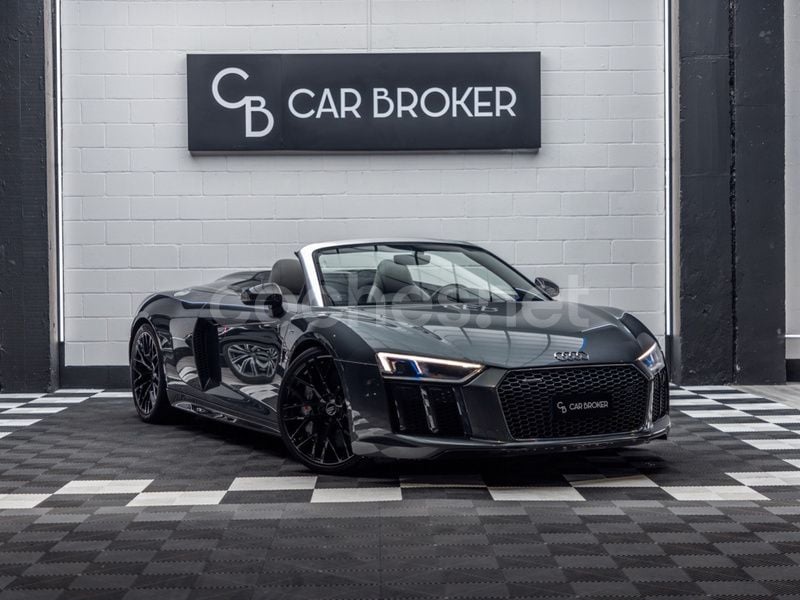 Gris / plata Usado 2016 Audi R8 Spyder Exclusive Descapotable | 124.900 € - Imagen 1/4