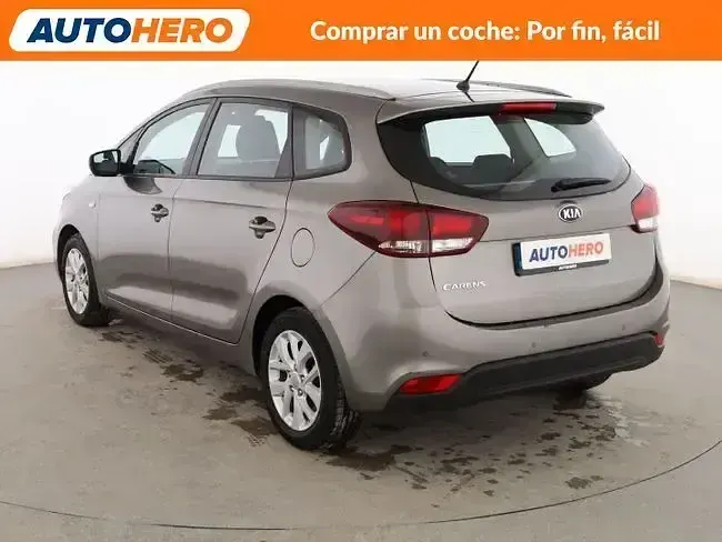Usado Kia Carens 135 CV (99 kW) 2018 Gris Monovolumen