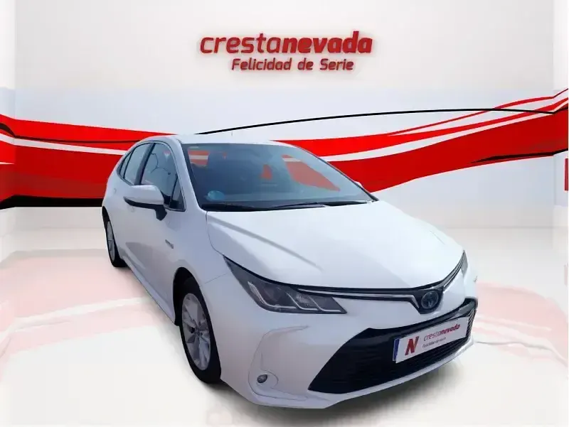 Usado Toyota Corolla Active 122 CV (89 kW) 2020 Blanco Berlina