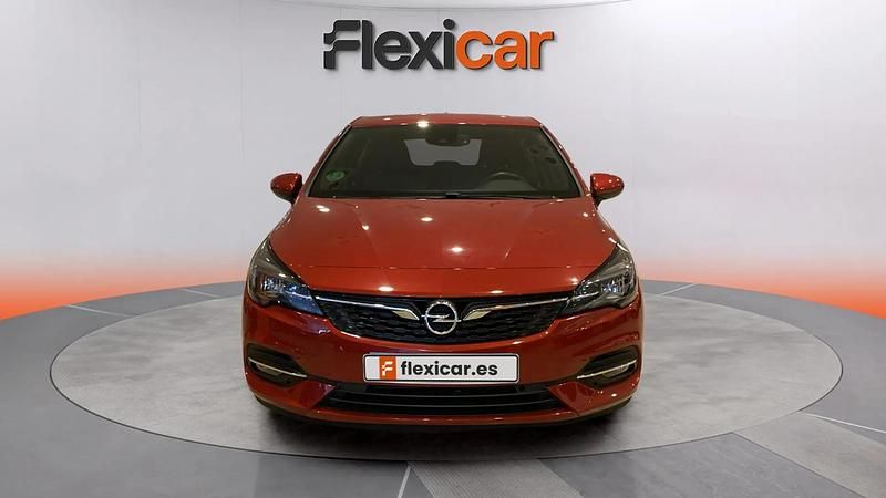Usado Opel Astra Business Elegance 145 CV (106 kW) 2020 Rojo Familiar