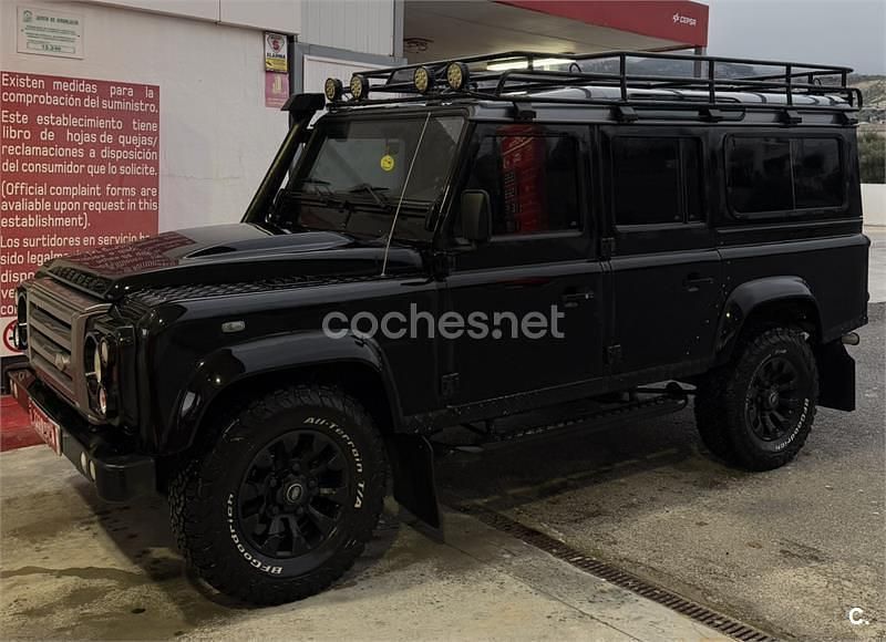 Usado Land Rover Defender 122 HP (89 kW) 2013 Preto Carrinha