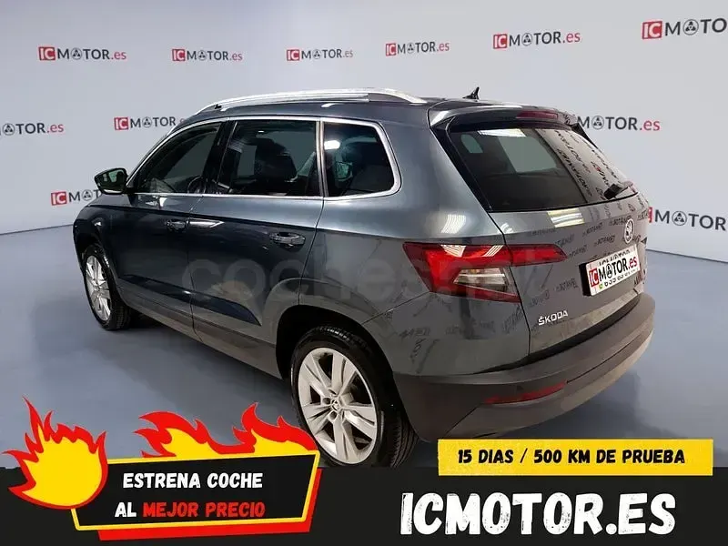 Usado Skoda Karoq Ambition 150 CV (110 kW) 2018 Gris / plata SUV