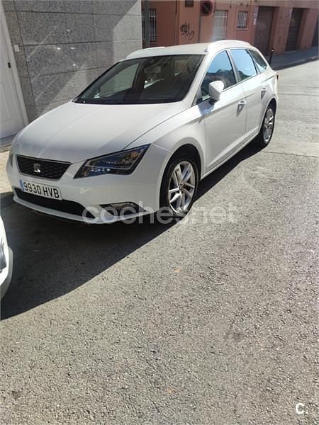 Blanco Usado 2013 Seat Leon ST Reference Familiar | 8500 € (Precio justo) - Imagen 1/4