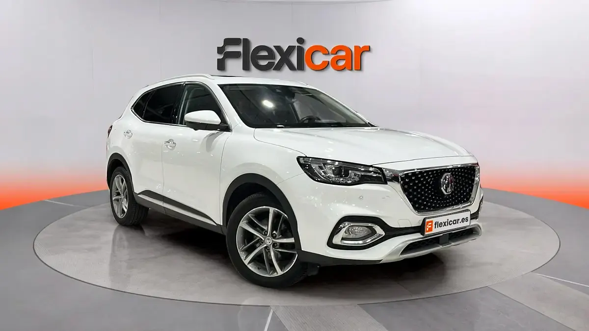 Käytetty MG HS Luxury 258 HP (189 kW) 2022 Katumaasturi