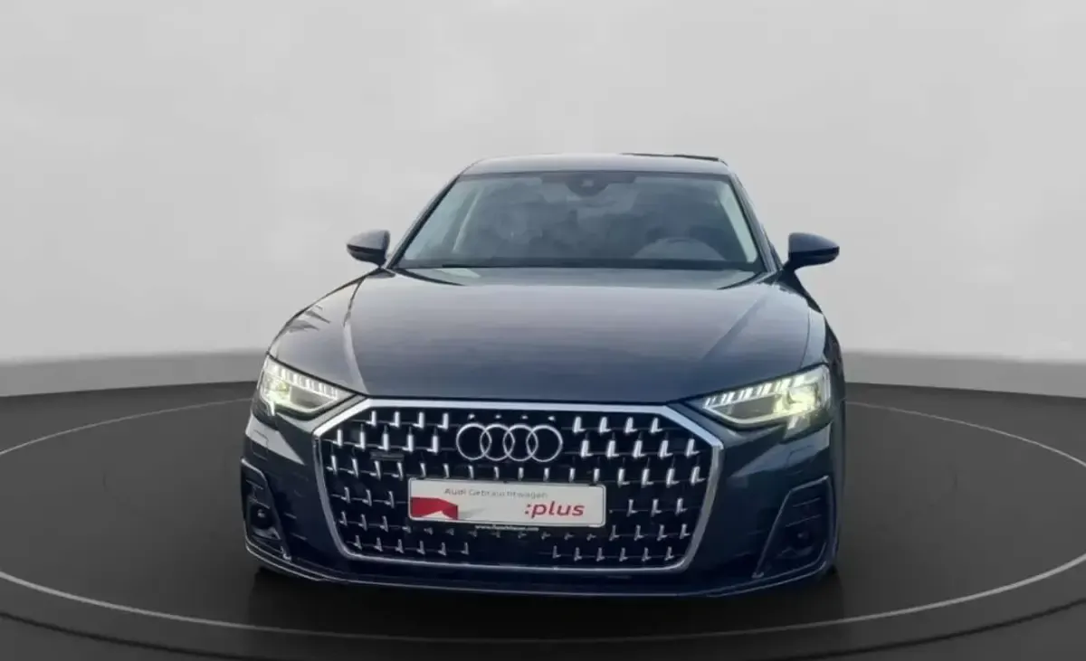 Usado Audi A8 462 CV (339 kW) 2024 Gris Berlina